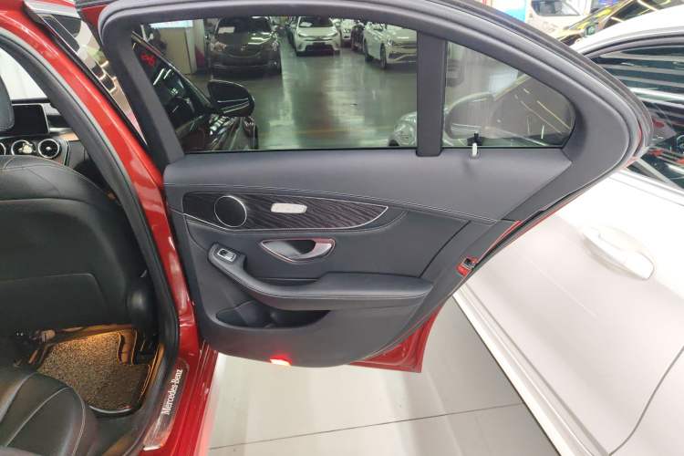 Used Mercedes-Benz C-Class 2018 C 200 L Sport Edition Interior 6