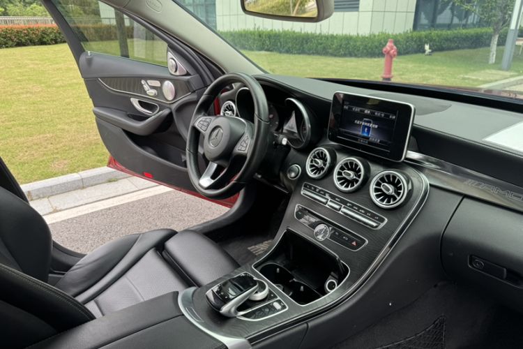 Used Mercedes-Benz C-Class 2018 C 200 L Sport Edition Interior 7