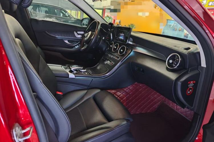 Used Mercedes-Benz C-Class 2018 C 200 L Sport Edition Interior 8