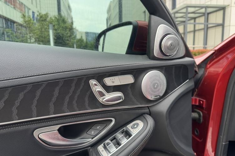 Used Mercedes-Benz C-Class 2018 C 200 L Sport Edition Interior 8