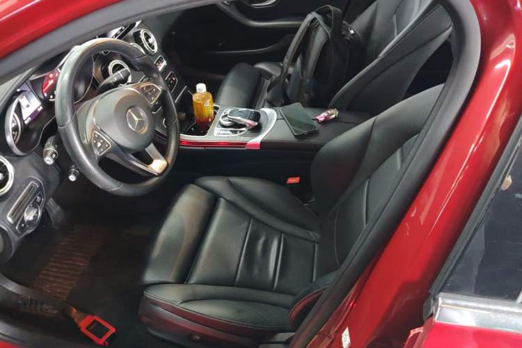 Used Mercedes-Benz C-Class 2018 C 180 L Fashion Edition Sport Version Left Front Seat