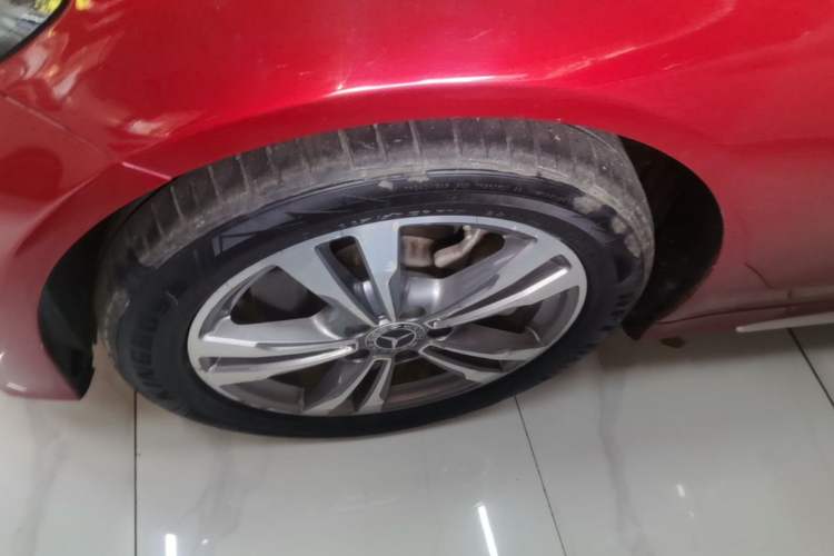 Used Mercedes-Benz C-Class 2018 C 200 L Sport Edition Left Front Wheel Hub