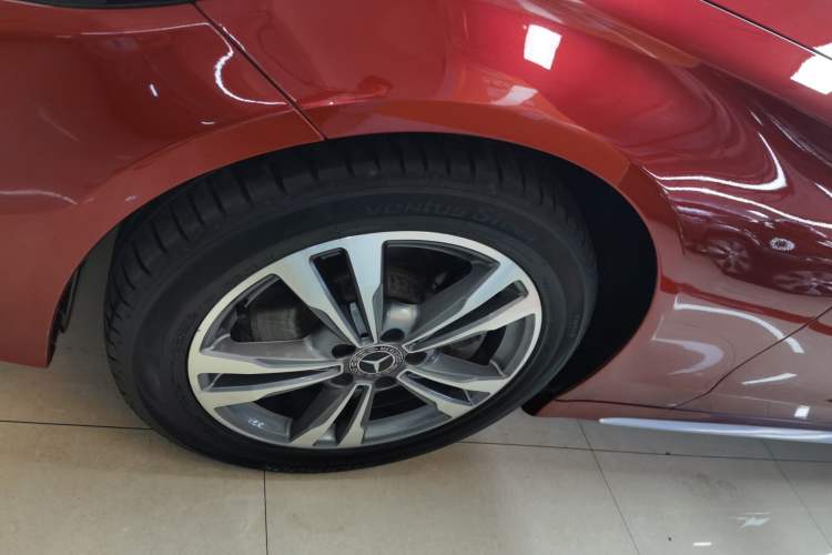 Used Mercedes-Benz C-Class 2018 C 200 L Sport Edition Left Front Wheel Hub