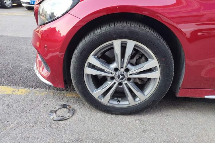 Used Mercedes-Benz C-Class 2018 C 200 L Sport Edition Left Front Wheel Hub