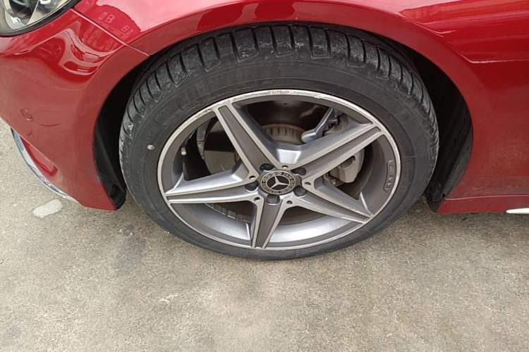 Used Mercedes-Benz C-Class 2018 C 200 L Sport Edition Achievement Special Edition Left Front Wheel Hub