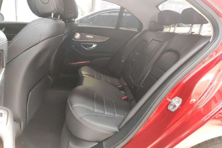 Used Mercedes-Benz C-Class 2018 C 180 L Fashion Edition Sport Version Left Rear Seat