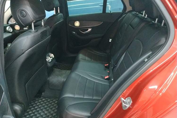 Used Mercedes-Benz C-Class 2018 C 200 Estate Left Rear Seat