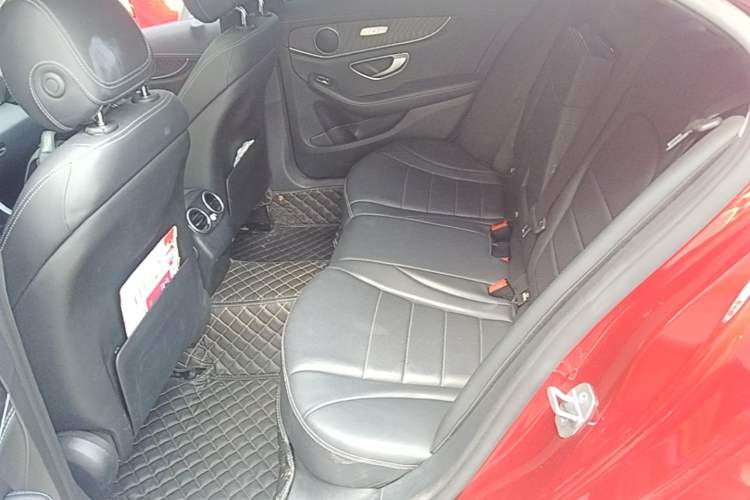 Used Mercedes-Benz C-Class 2018 C 180 L Fashion Edition Sport Version Left Rear Seat