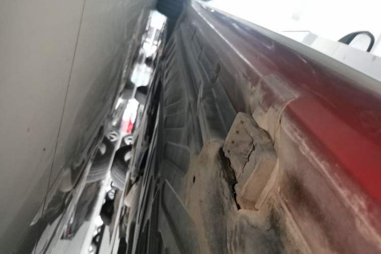 Used Mercedes-Benz C-Class 2018 C 200 L Sport Edition Left Side Sill