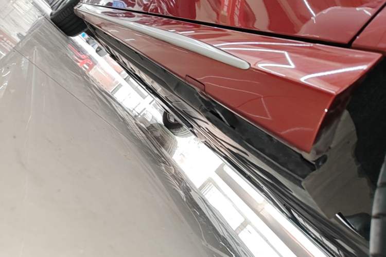 Used Mercedes-Benz C-Class 2018 C 200 L Sport Edition Left Side Sill