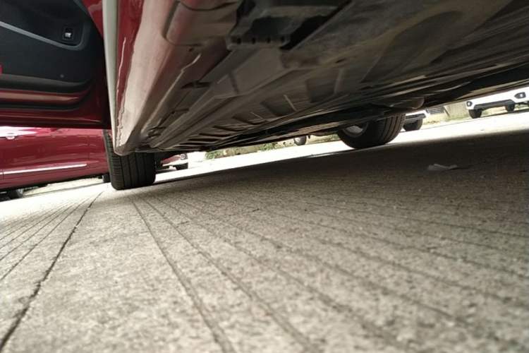 Used Mercedes-Benz C-Class 2018 C 200 L Sport Edition Left Side Sill