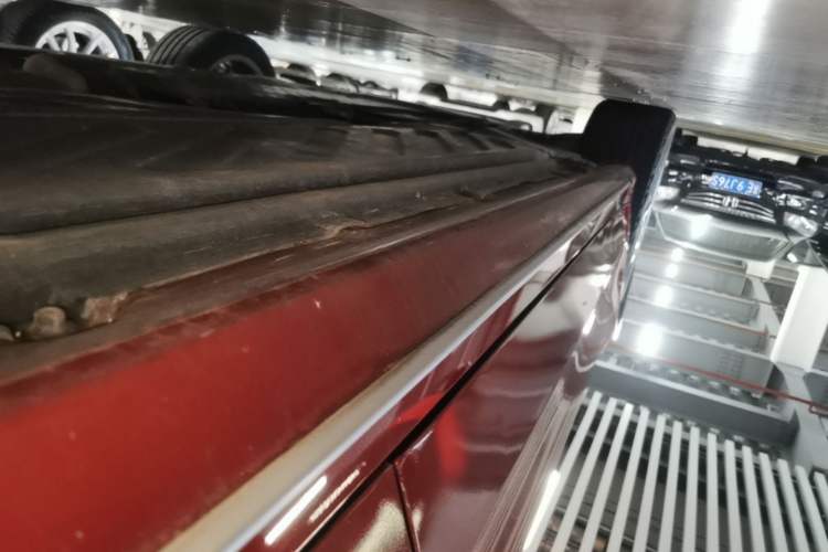 Used Mercedes-Benz C-Class 2018 C 180 L Fashion Edition Sport Version Left Side Sill