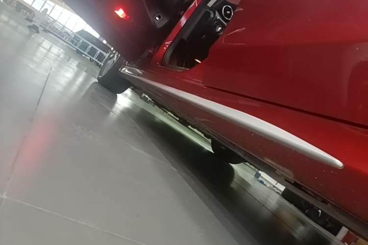 Used Mercedes-Benz C-Class 2018 C 200 L Sport Edition Left Side Sill
