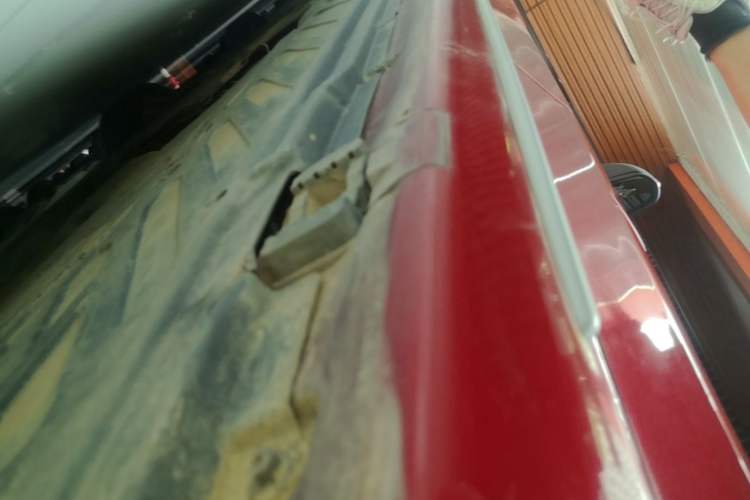 Used Mercedes-Benz C-Class 2018 C 200 L Sport Edition Left Side Sill