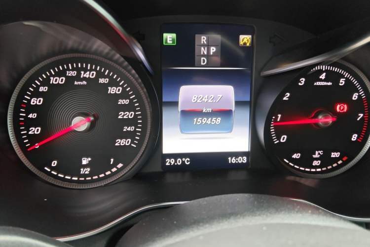Used Mercedes-Benz C-Class 2018 C 200 Sport Edition Odometer Close Up