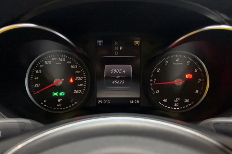 Used Mercedes-Benz C-Class 2018 C 200 L Sport Edition Achievement Special Edition Odometer Close Up