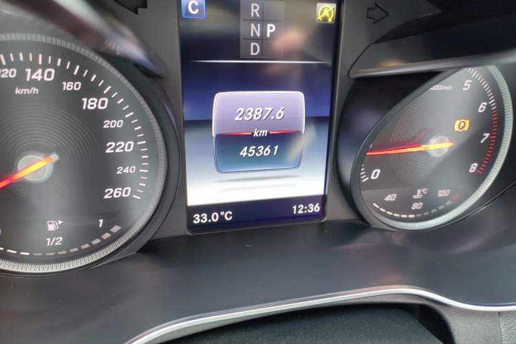 Used Mercedes-Benz C-Class 2018 C 200 L Sport Edition Achievement Special Edition Odometer Close Up