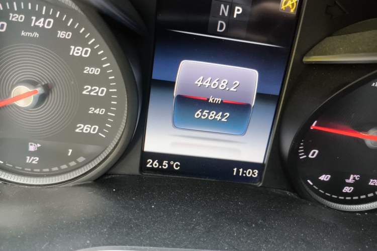 Used Mercedes-Benz C-Class 2018 C 200 Coupe Odometer Close Up