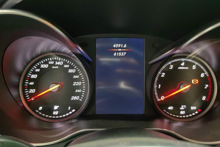 Used Mercedes-Benz C-Class 2018 C 200 Sport Edition Odometer Close Up