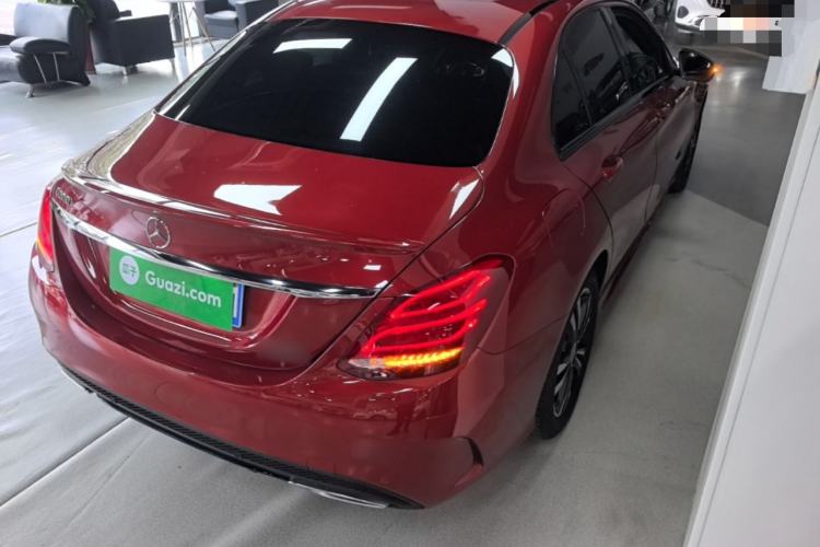 Used Mercedes-Benz C-Class 2018 C 200 Sport Edition Rear Right 45 Deg