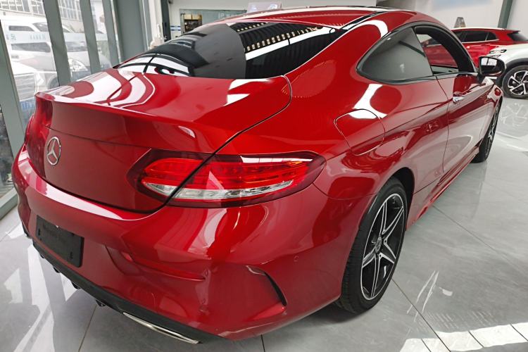 Used Mercedes-Benz C-Class 2018 C 200 Coupe Rear Right 45 Deg