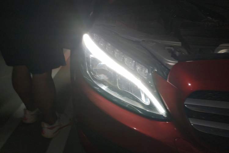 Used Mercedes-Benz C-Class 2018 C 200 L Sport Edition Right Front Headlight