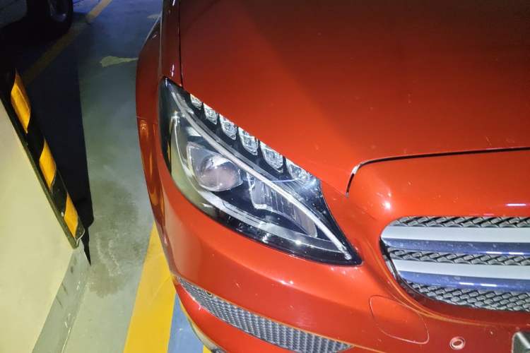 Used Mercedes-Benz C-Class 2018 C 200 L Sport Edition Right Front Headlight