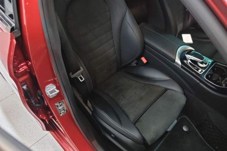 Used Mercedes-Benz C-Class 2018 C 200 Sport Edition Right Front Seat