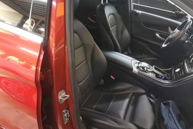 Used Mercedes-Benz C-Class 2018 C 180 L Fashion Edition Sport Version Right Front Seat
