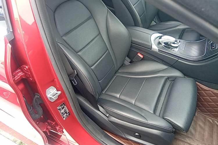 Used Mercedes-Benz C-Class 2018 C 200 L Sport Edition Achievement Special Edition Right Front Seat