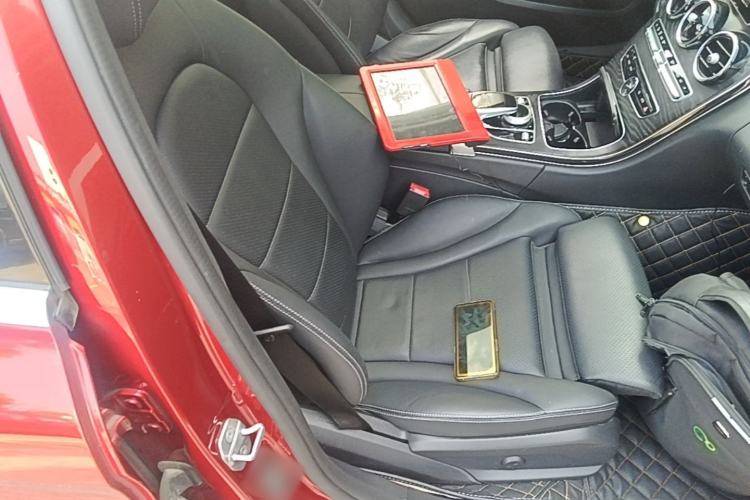 Used Mercedes-Benz C-Class 2018 C 180 L Fashion Edition Sport Version Right Front Seat