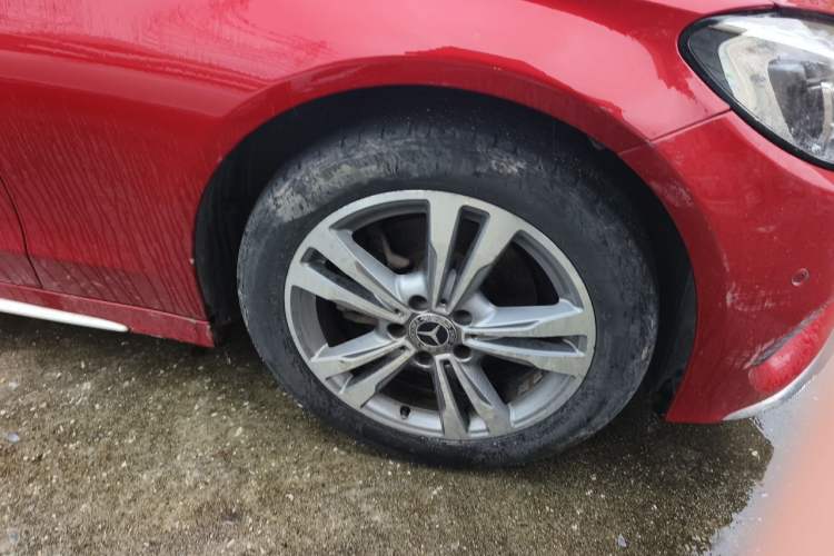 Used Mercedes-Benz C-Class 2018 C 200 L Sport Edition Right Front Wheel Hub