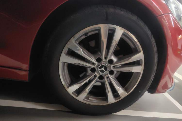 Used Mercedes-Benz C-Class 2018 C 200 L Sport Edition Right Front Wheel Hub