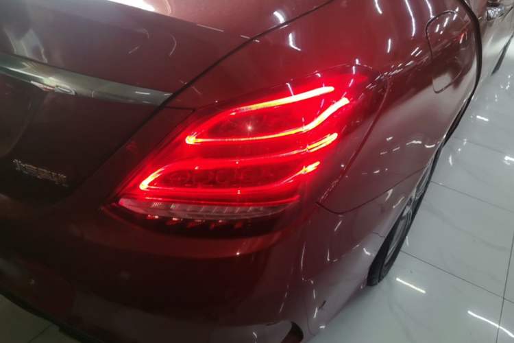 Used Mercedes-Benz C-Class 2018 C 200 L Sport Edition Right Rear Taillight
