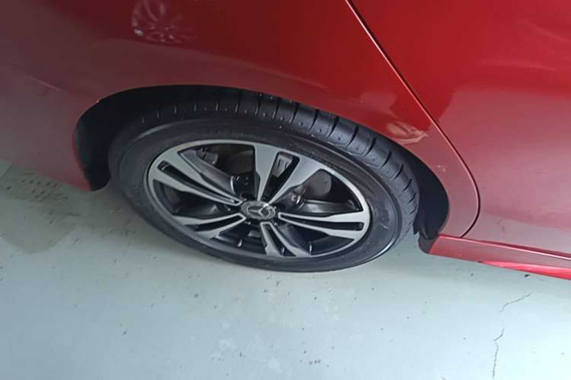Used Mercedes-Benz C-Class 2018 C 200 Sport Edition Right Rear Wheel Hub