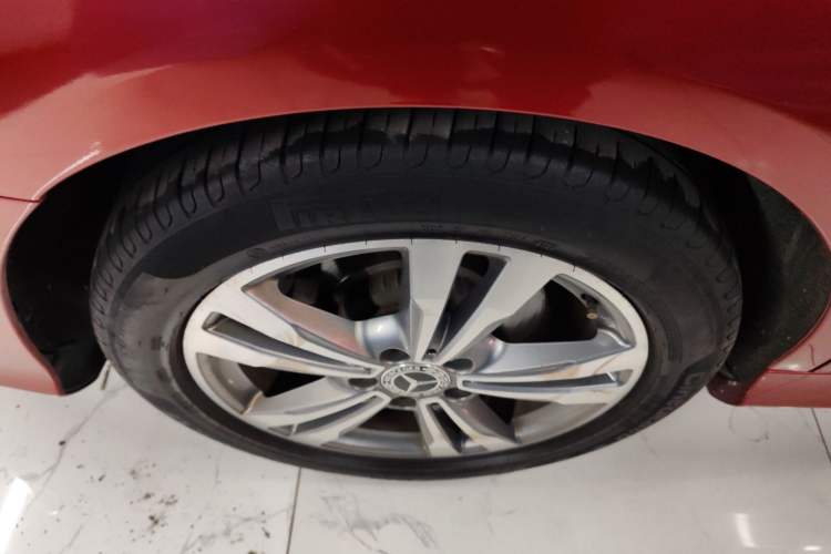 Used Mercedes-Benz C-Class 2018 C 200 L Sport Edition Right Rear Wheel Hub