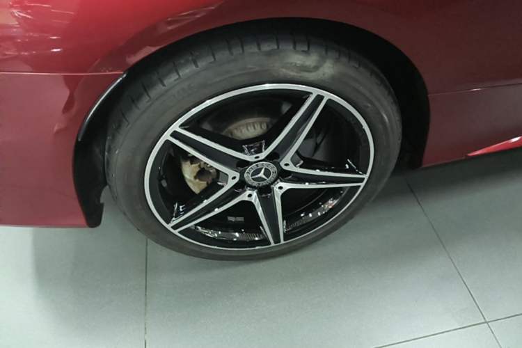 Used Mercedes-Benz C-Class 2018 C 200 Coupe Right Rear Wheel Hub