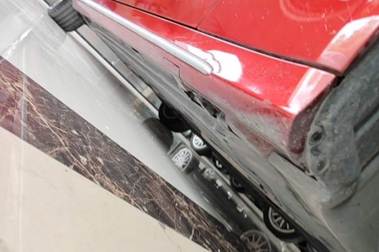 Used Mercedes-Benz C-Class 2018 C 200 L Sport Edition Right Side Sill