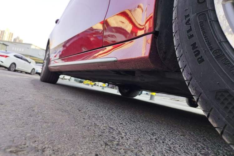 Used Mercedes-Benz C-Class 2018 C 200 L Sport Edition Right Side Sill