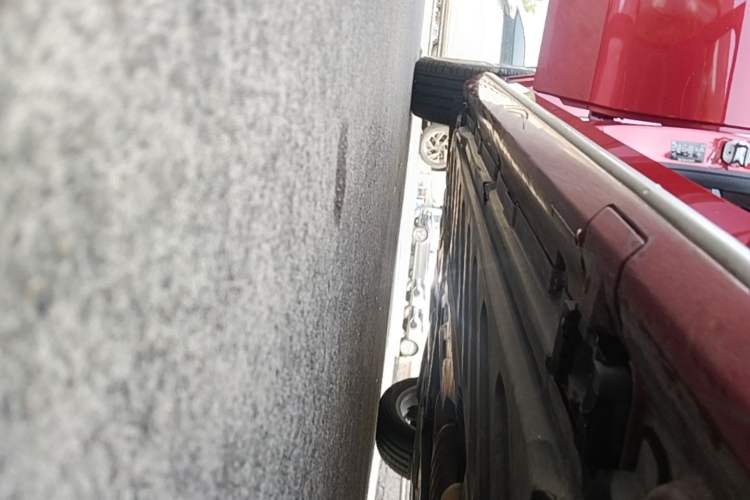Used Mercedes-Benz C-Class 2018 C 180 L Fashion Edition Sport Version Right Side Sill