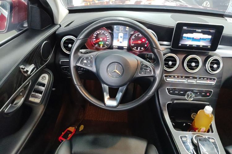 Used Mercedes-Benz C-Class 2018 C 180 L Fashion Edition Sport Version Steering Wheel