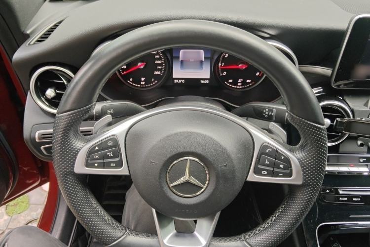 Used Mercedes-Benz C-Class 2018 C 200 Sport Edition Steering Wheel