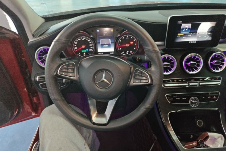 Used Mercedes-Benz C-Class 2018 C 180 L Fashion Edition Sport Version Steering Wheel