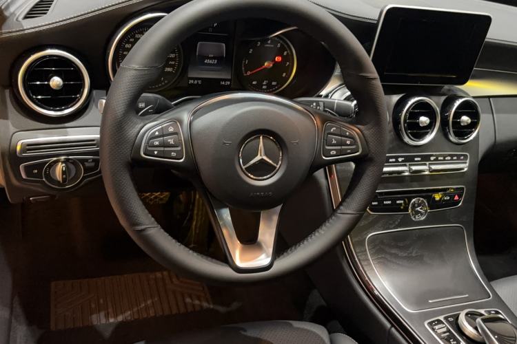 Used Mercedes-Benz C-Class 2018 C 200 L Sport Edition Achievement Special Edition Steering Wheel
