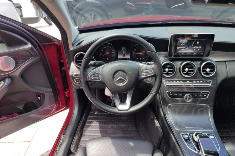 Used Mercedes-Benz C-Class 2018 C 200 L Sport Edition Achievement Special Edition Steering Wheel