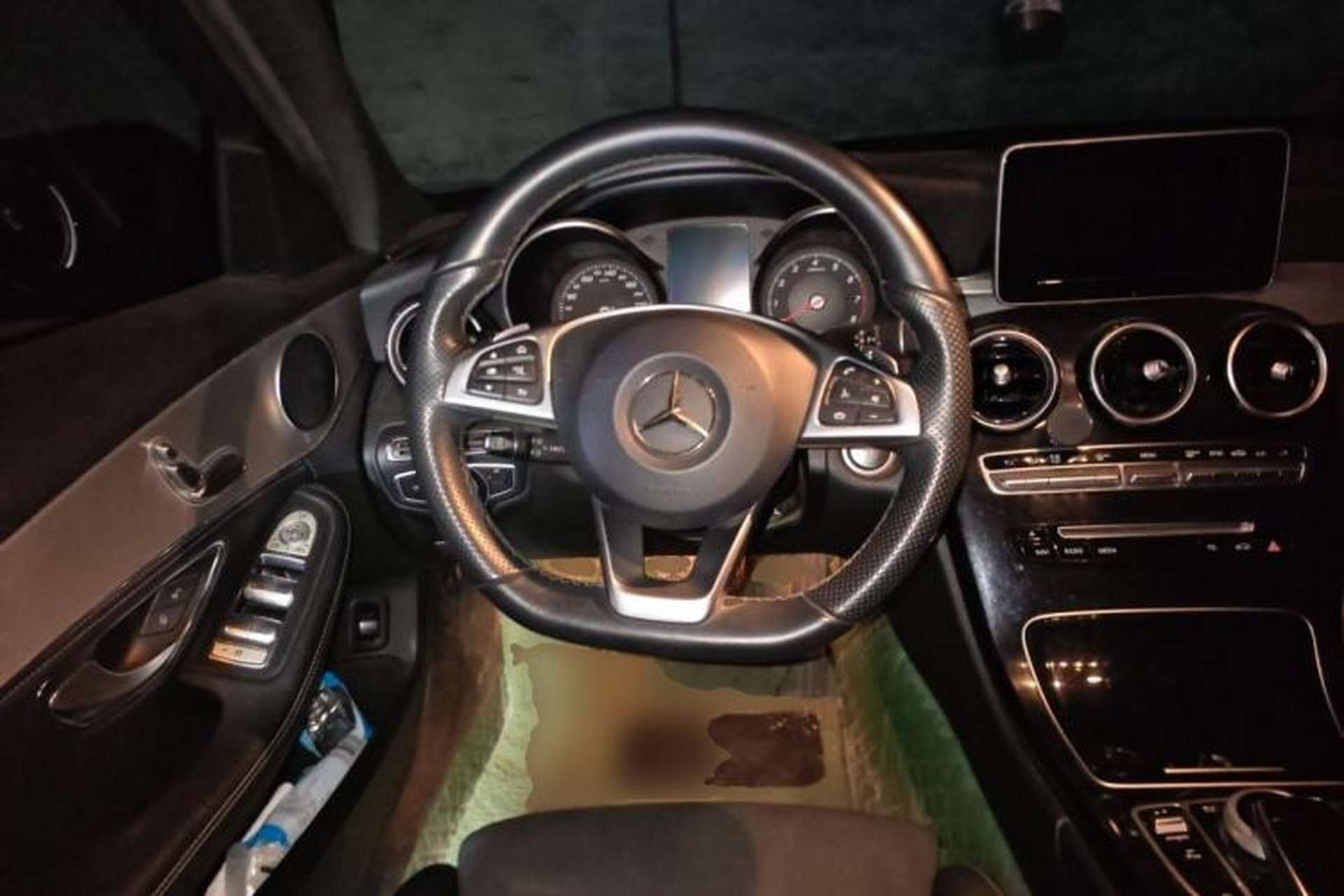 Used Mercedes-Benz C-Class 2018 C 200 Sport Edition Steering Wheel