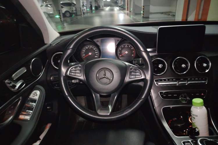 Used Mercedes-Benz C-Class 2018 C 200 L Sport Edition Steering Wheel