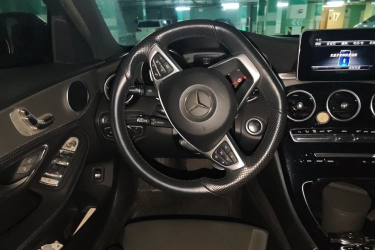 Used Mercedes-Benz C-Class 2018 C 200 Sport Edition Steering Wheel