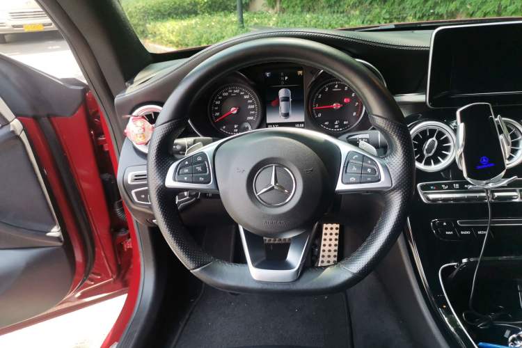 Used Mercedes-Benz C-Class 2018 C 200 Coupe Steering Wheel
