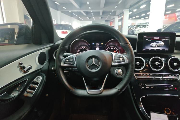 Used Mercedes-Benz C-Class 2018 C 200 Sport Edition Steering Wheel